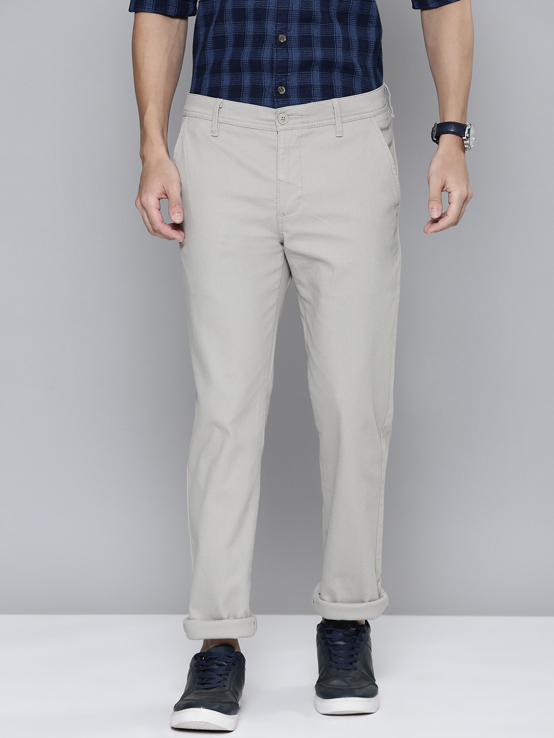 Levis Men Slim Fit High-Rise Trousers