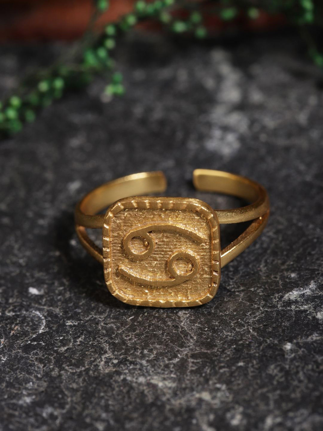 Berserk Gold-Plated Cancer Signet Adjustable Finger Ring