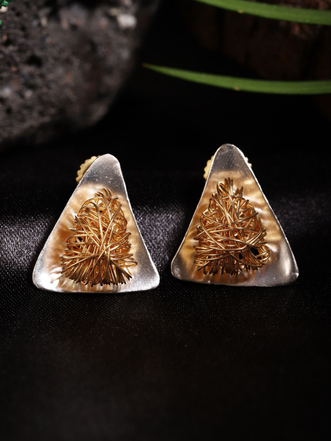Berserk Gold-Plated Pyramid Shaped Studs