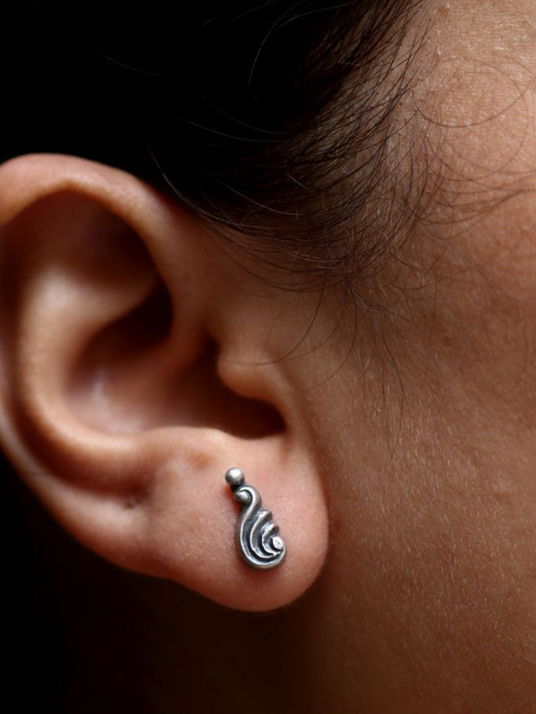 House of Aadyaa 925 Sterling Silver Classic Oxidised Shell Studs