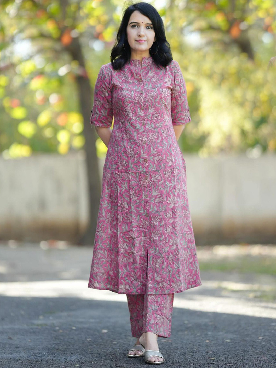 Anni Designer Pink Floral Printed Mandarin Collar Straight Kurta With Trousers