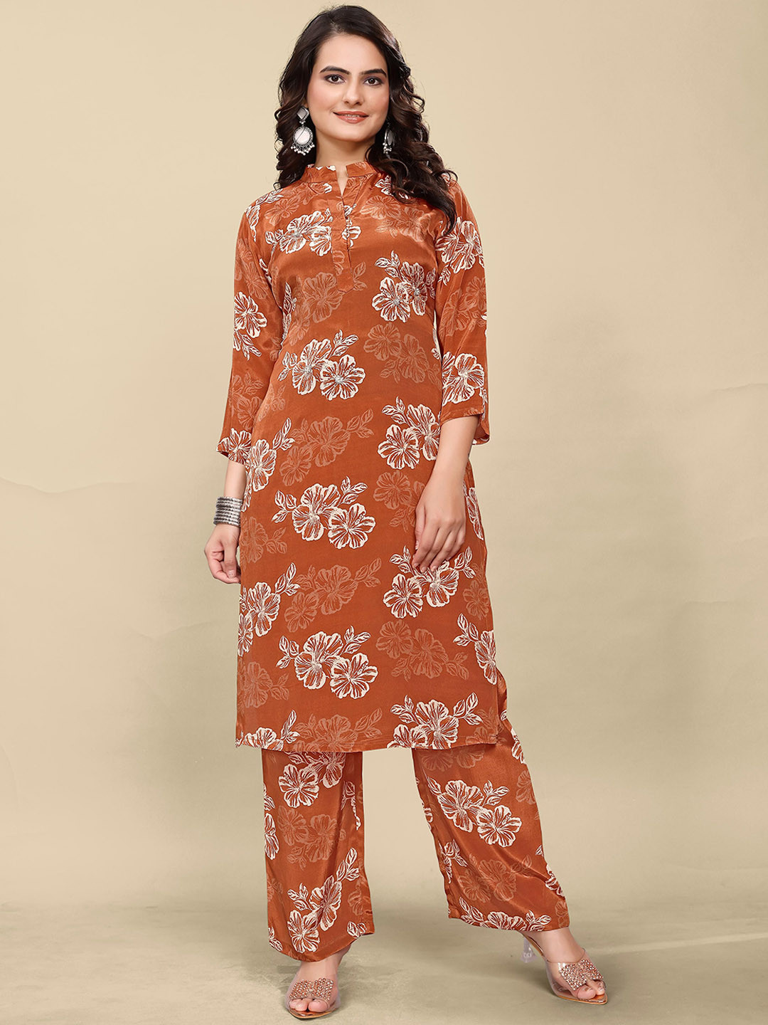 VINAYAKA TEX PRINT Floral Printed Mandarin Collar Straight Kurta With Palazzo