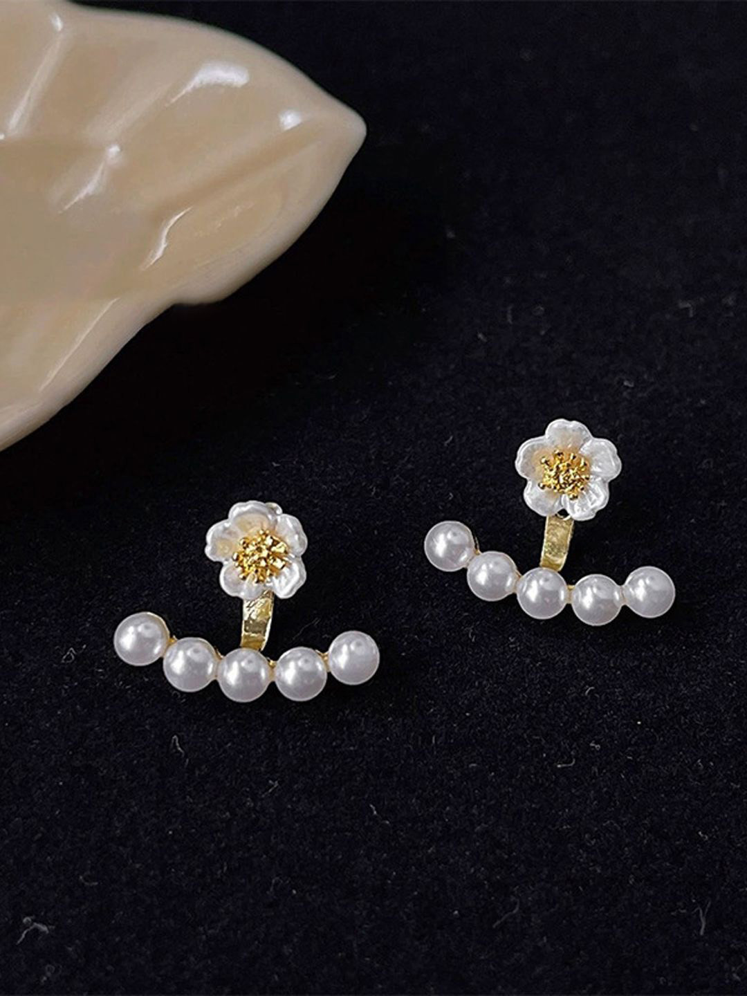 BEYTER Floral Classic Stainless Steel Artificial Stones Studs