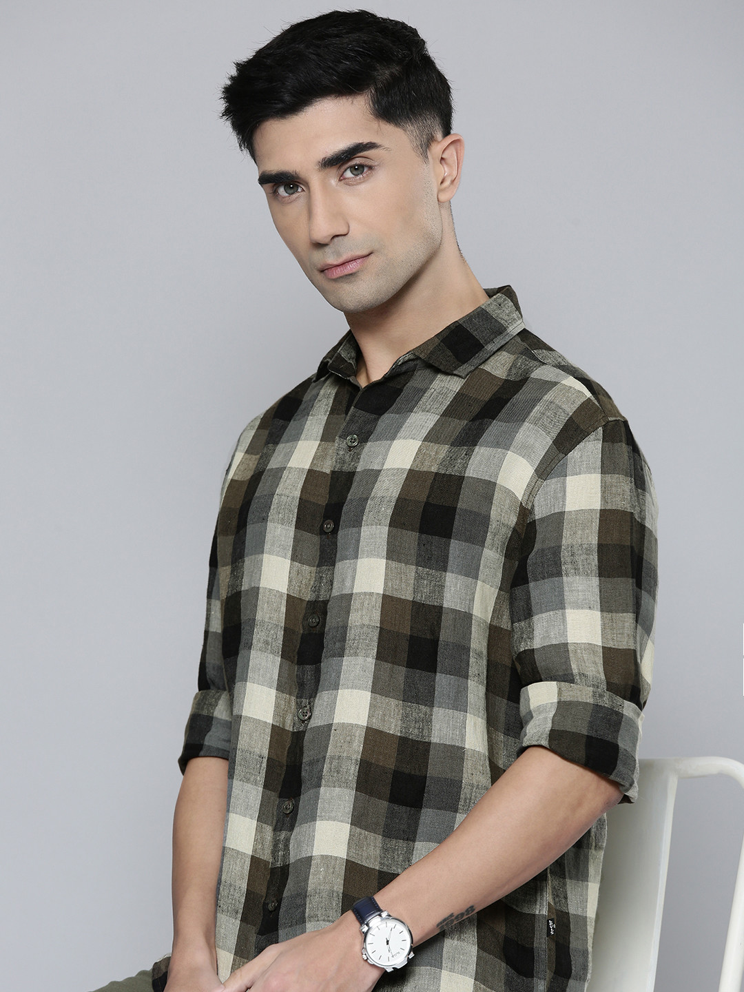 Levis Redloop Slim Fit Checked Pure Linen Casual Shirt