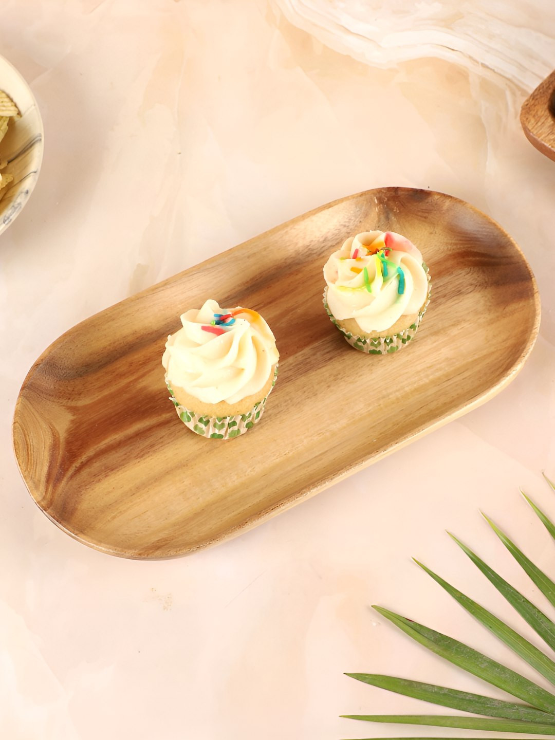 NATURALLY YOURS Brown Oval Food Platter