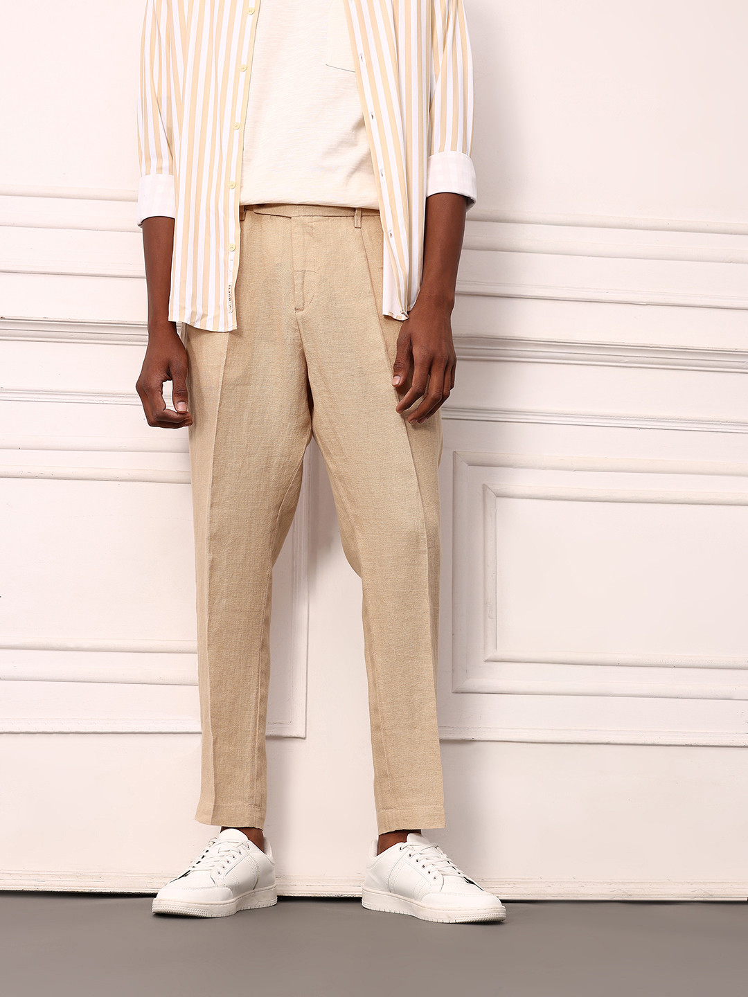 Mr Bowerbird Pure Linen Pleated Liberal fit Trousers With a Notepad