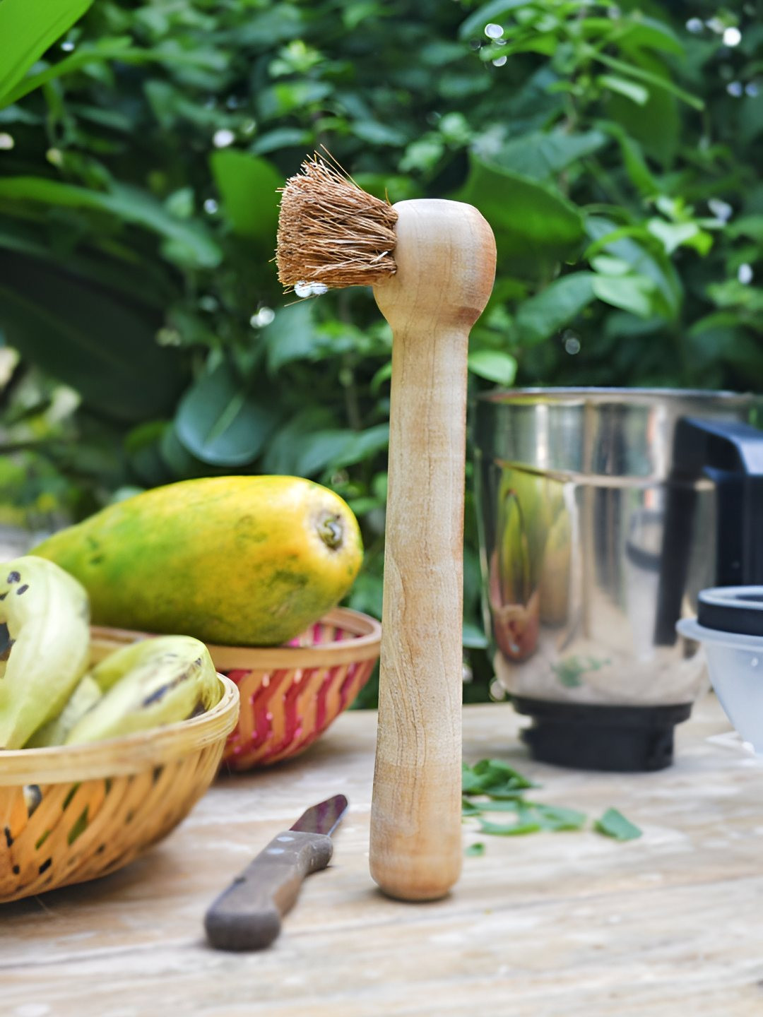 Almitra Sustainables Camel Brown Coconut Fiber Dip Brush