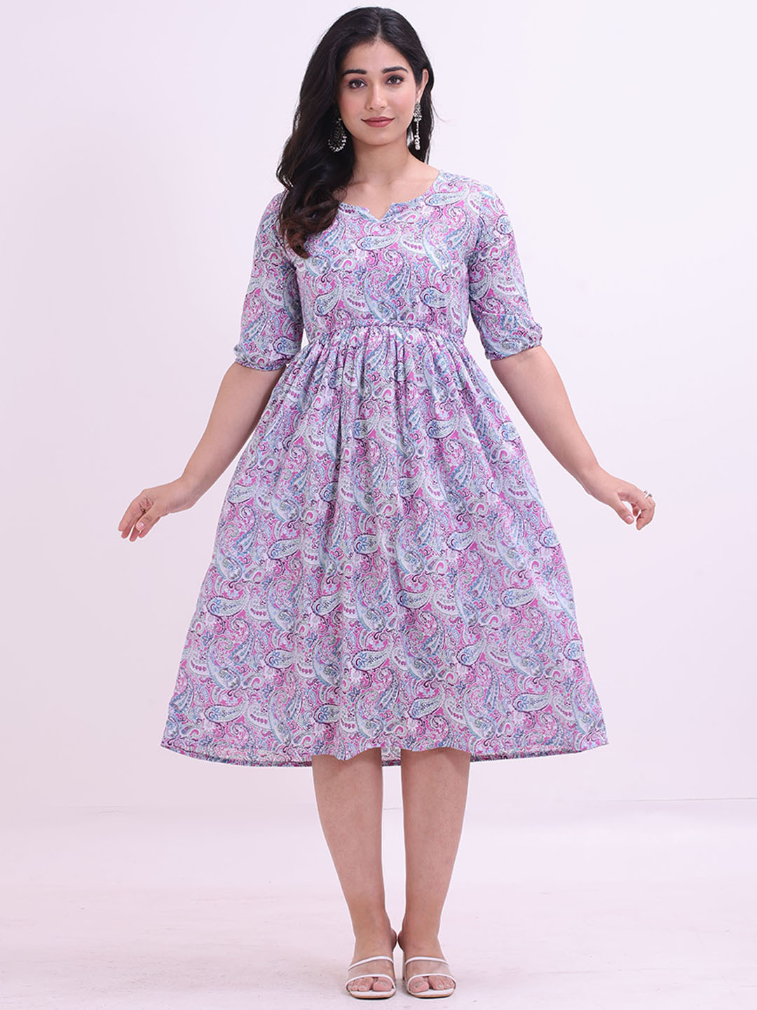 Intizer Women Floral Printed Mirror Work Kurta