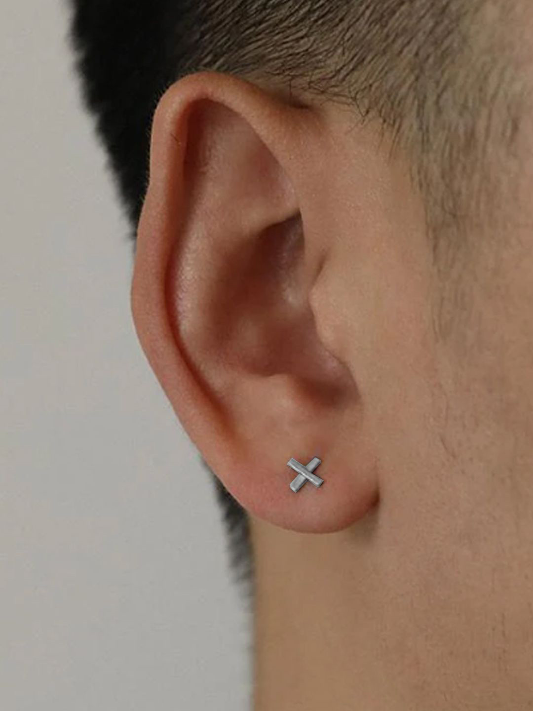 The Roadster Lifestyle Co Men 925 Sterling Silver Ear Stud