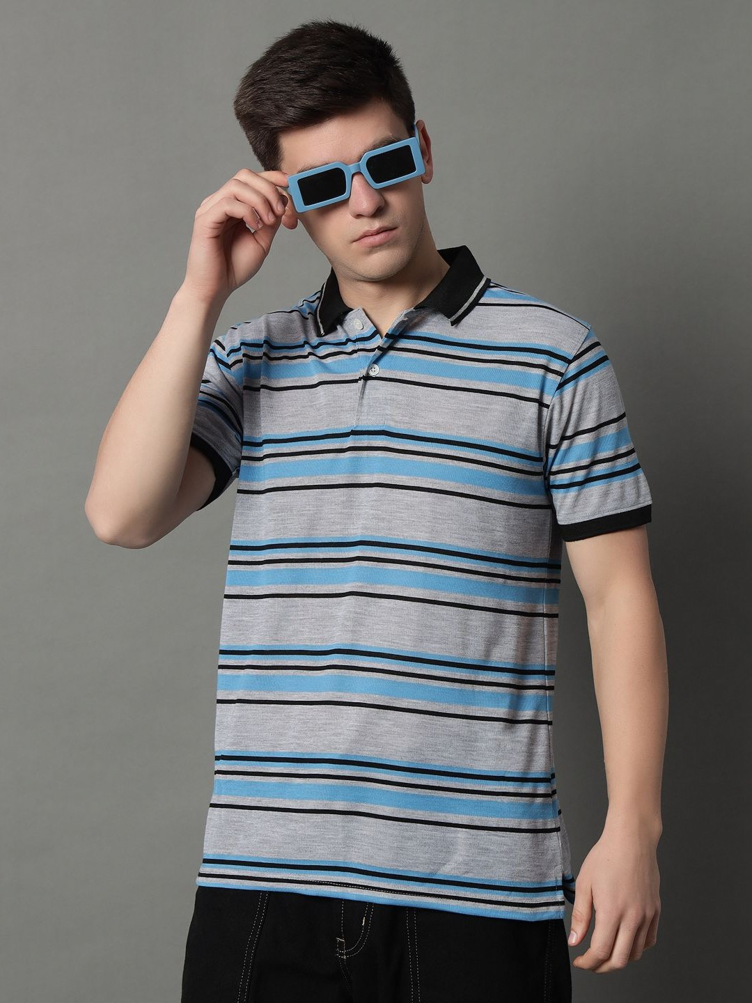 GET GOLF Men Striped Hooded Pockets T-shirt