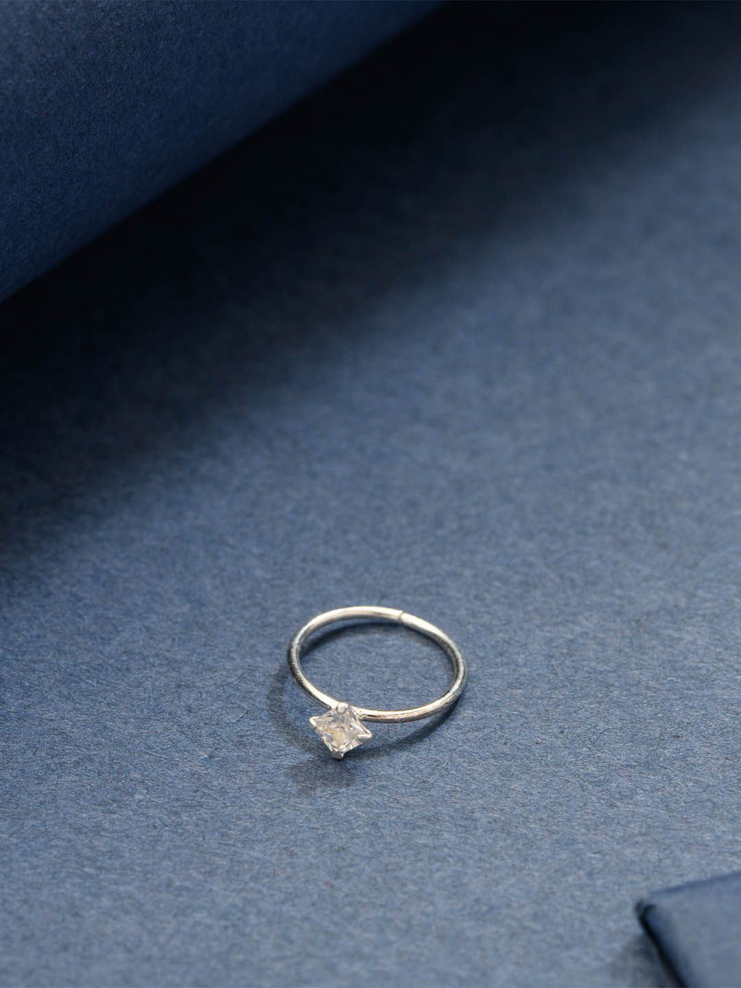 Gargi by P. N. Gadgil & Sons 925 Sterling Silver Heart Petals Ring Nosepin