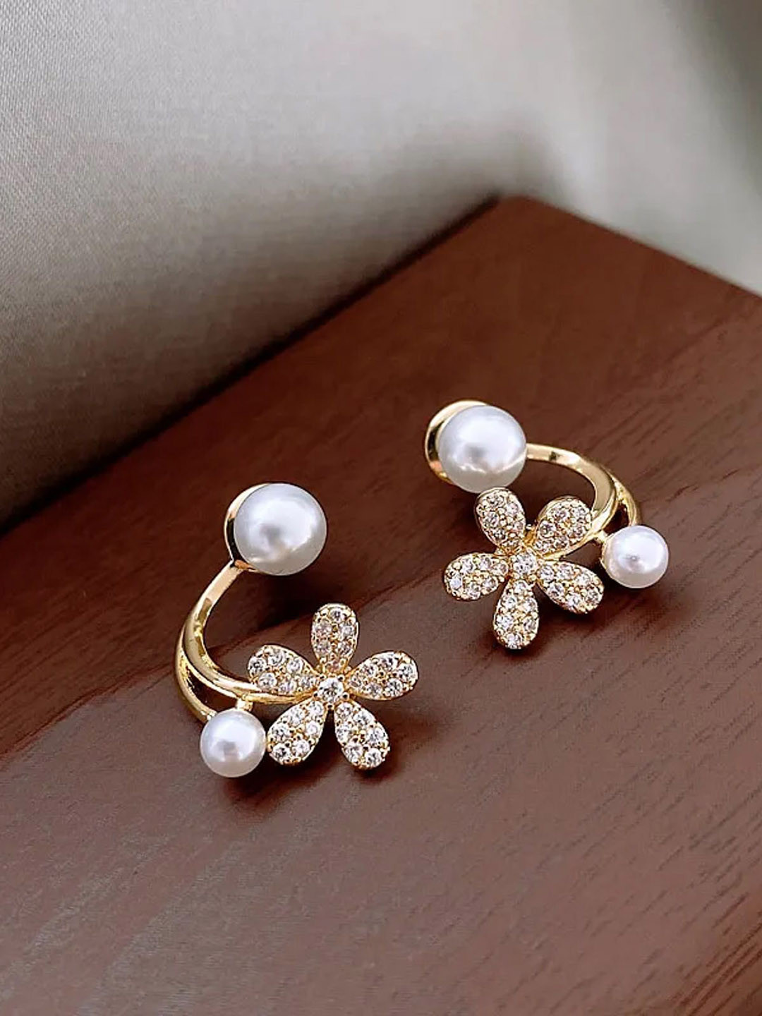 PolluxCraft Gold-Plated Zircon Floral Shaped Korean Studs