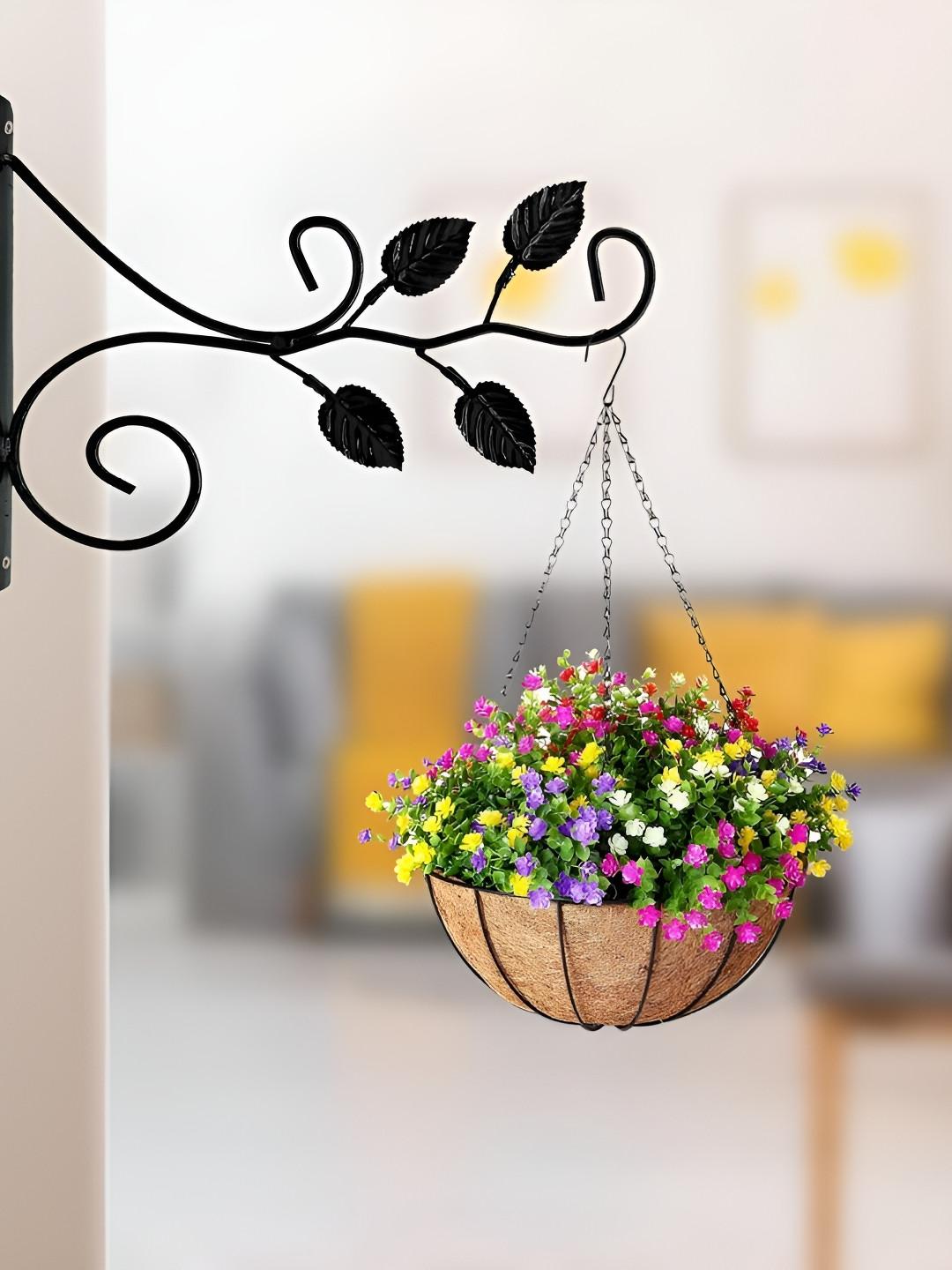 Garden Deco Black Leaf Design Metal Wall Bracket