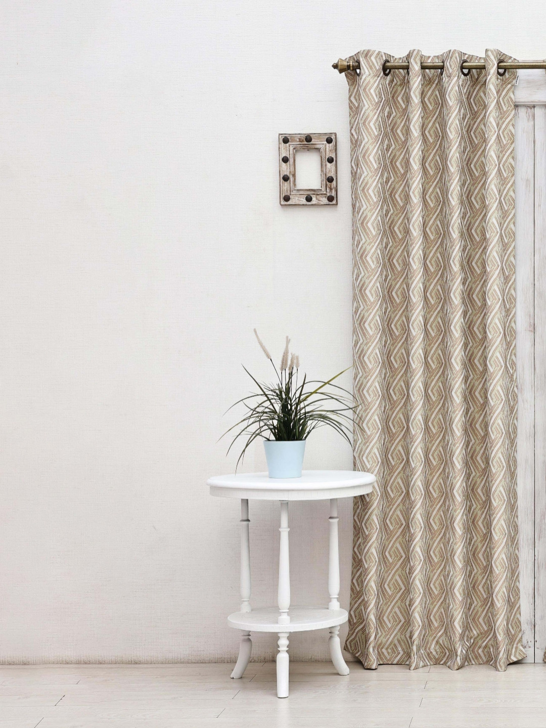 Ariana Nawabia Green & White Printed Geometric Jacquard Window Curtain
