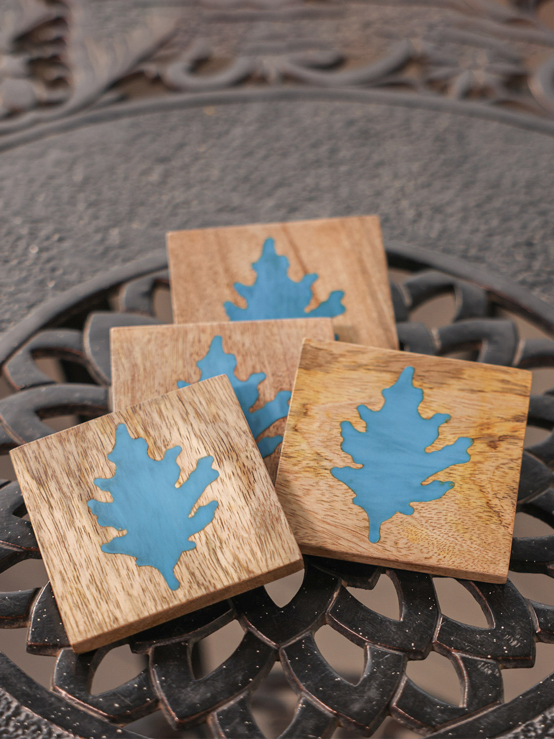 Ireka Homes Brown & Blue 4 Pieces Textured Wood Square Coasters