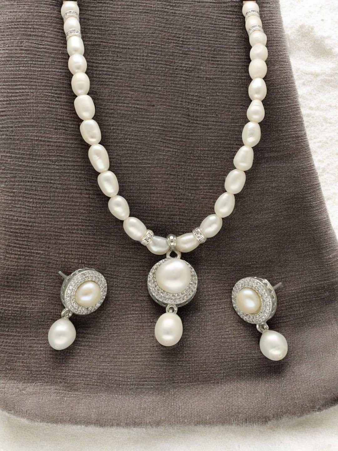 Sri Jagdamba Pearls Dealer Silver Plated CZ Stone Studded & Beaded Jewellery Set4