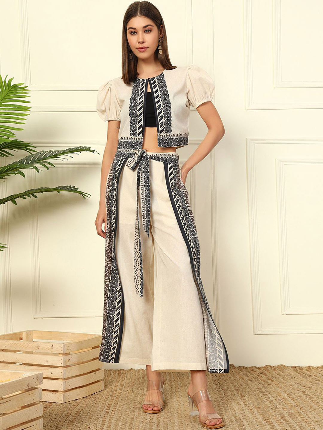 DEEBACO Round Neck Crop Shrug With Palazzo