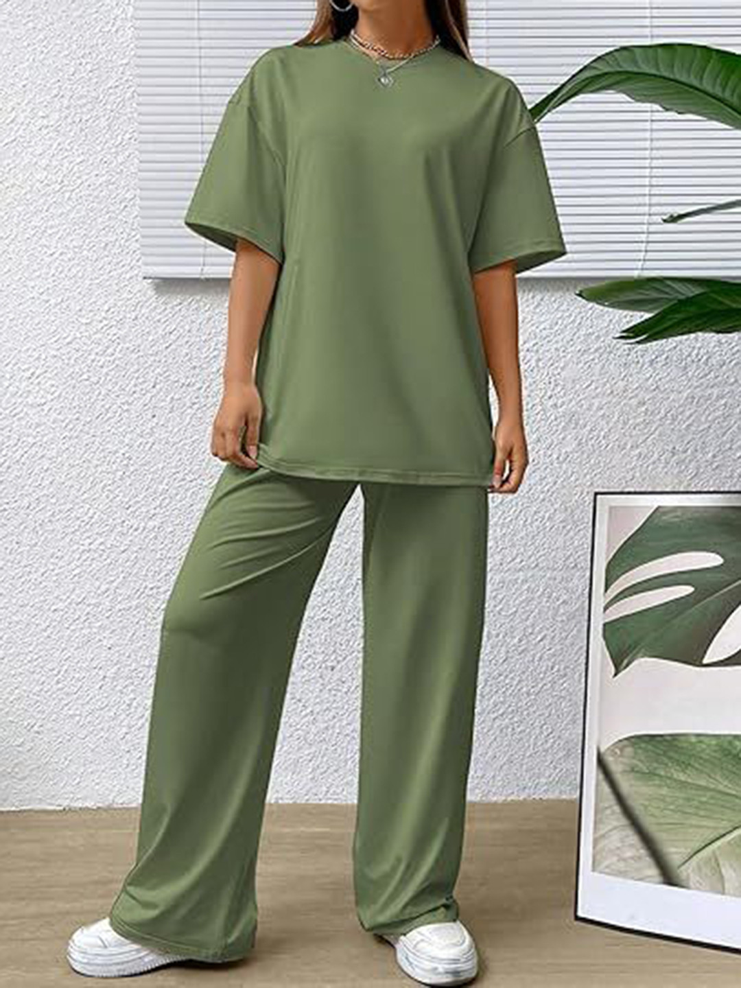 My Swag Round Neck Relaxed-Fit T-Shirt With Trouser