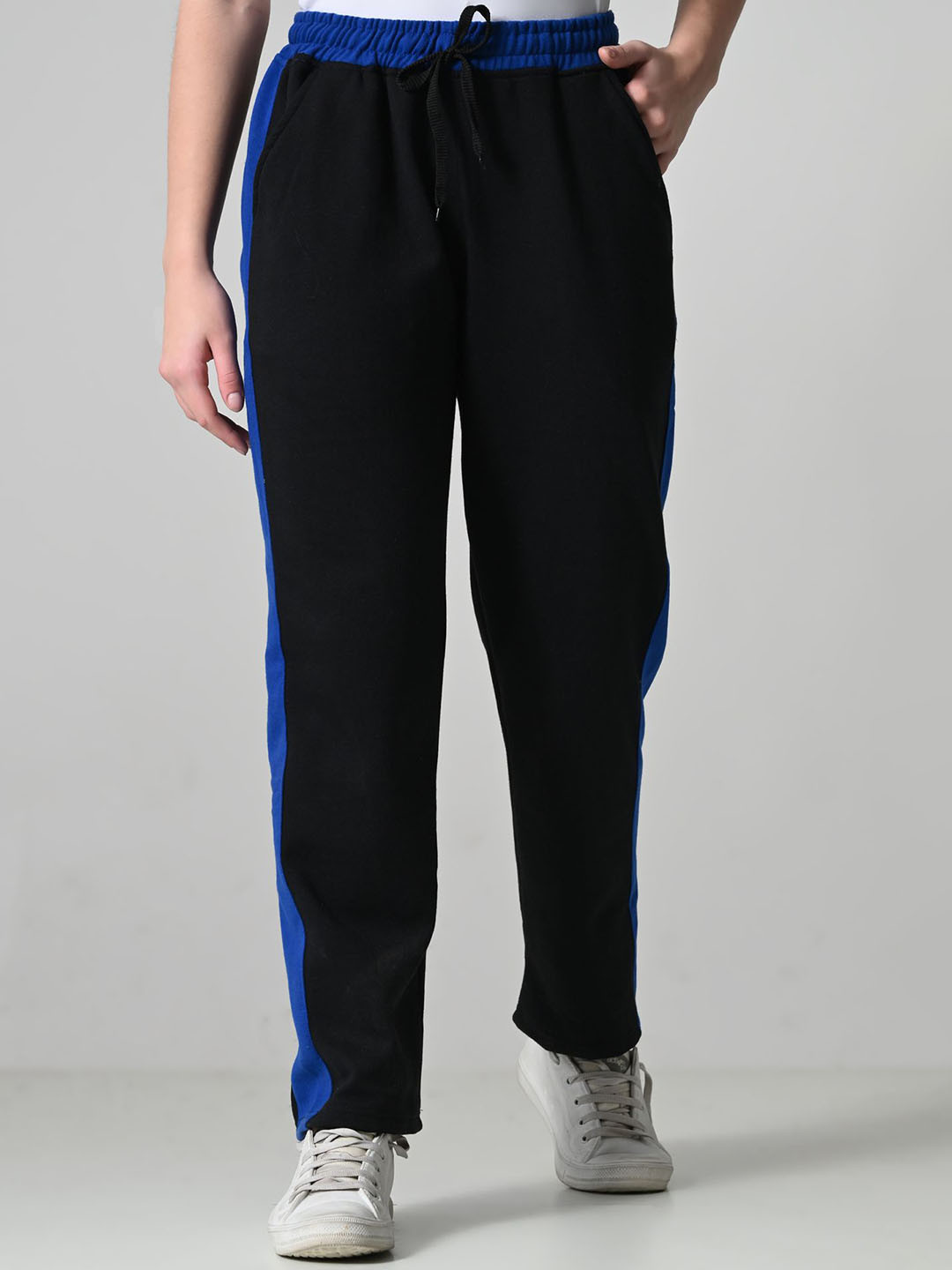 BAESD Women Colourblocked Mid Rise Fleece Patta Track Pants