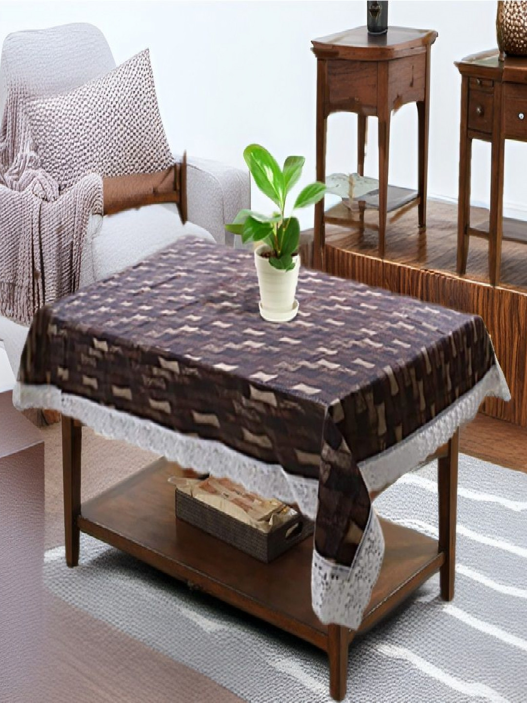 REVEXO Brown & White Geometric Printed 4-Seater Rectangle Shaped Table Cover