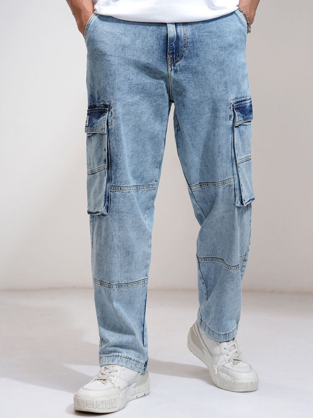 HIGHLANDER Men High Rise-Loose Fit-Ankle Length cargo jeans