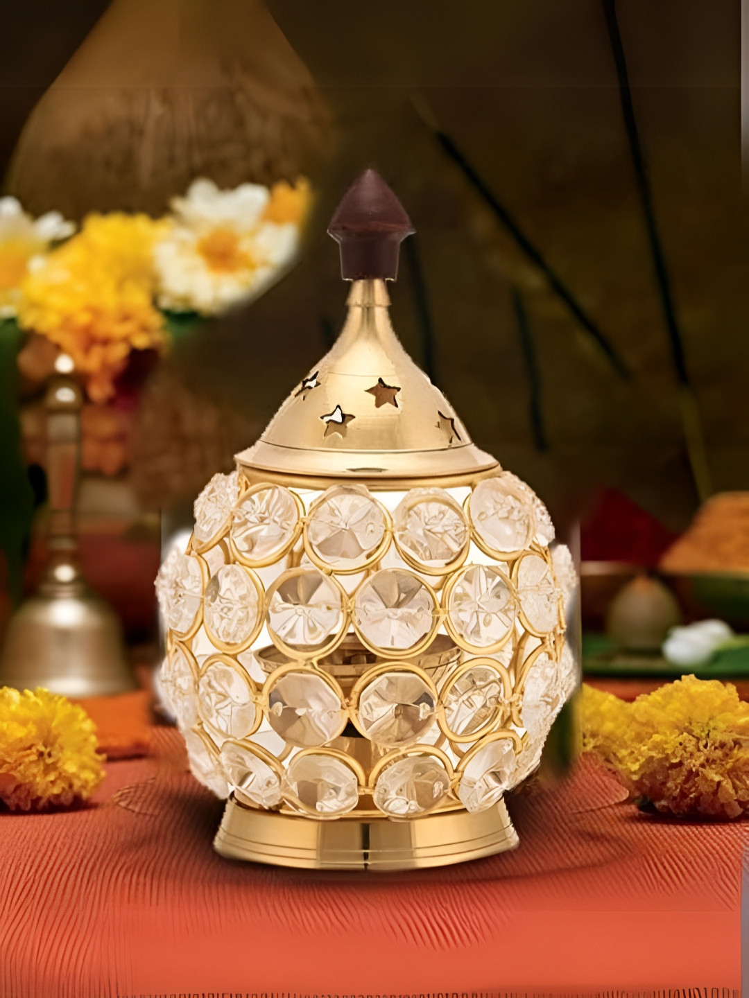 CraftVatika Gold-Toned & White Textured Akhand Diya With Crystal Oil Lamp