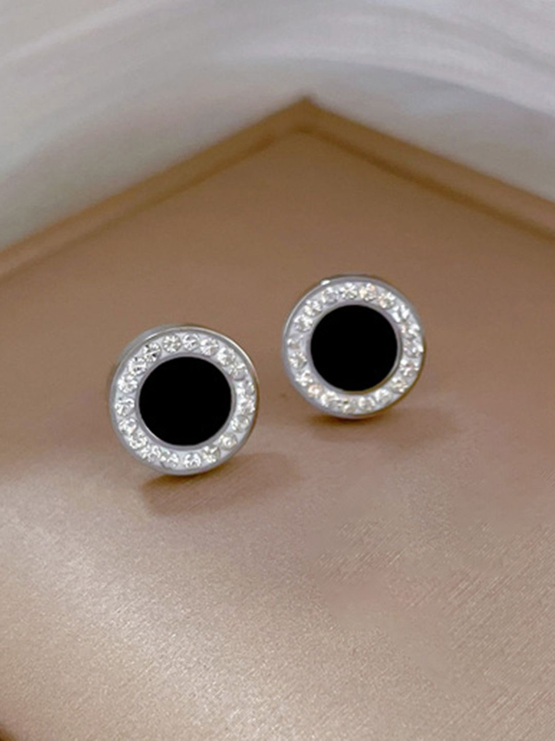 Peora Silver-Plated Cubic Zirconia & Black Stone Studded Circular Studs