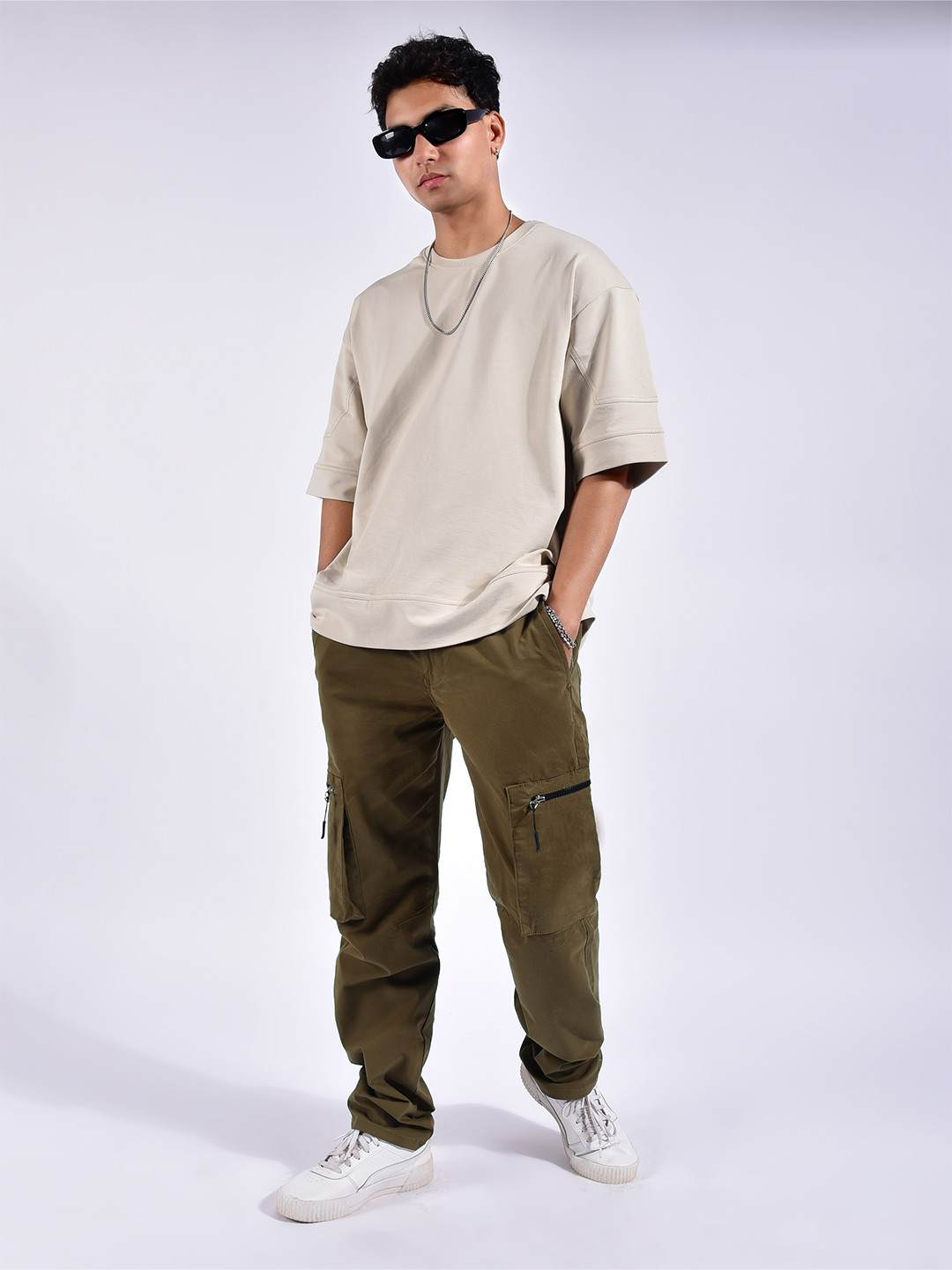 Beyoung Men Brown Slant Zipper Pocket Cargo Pants