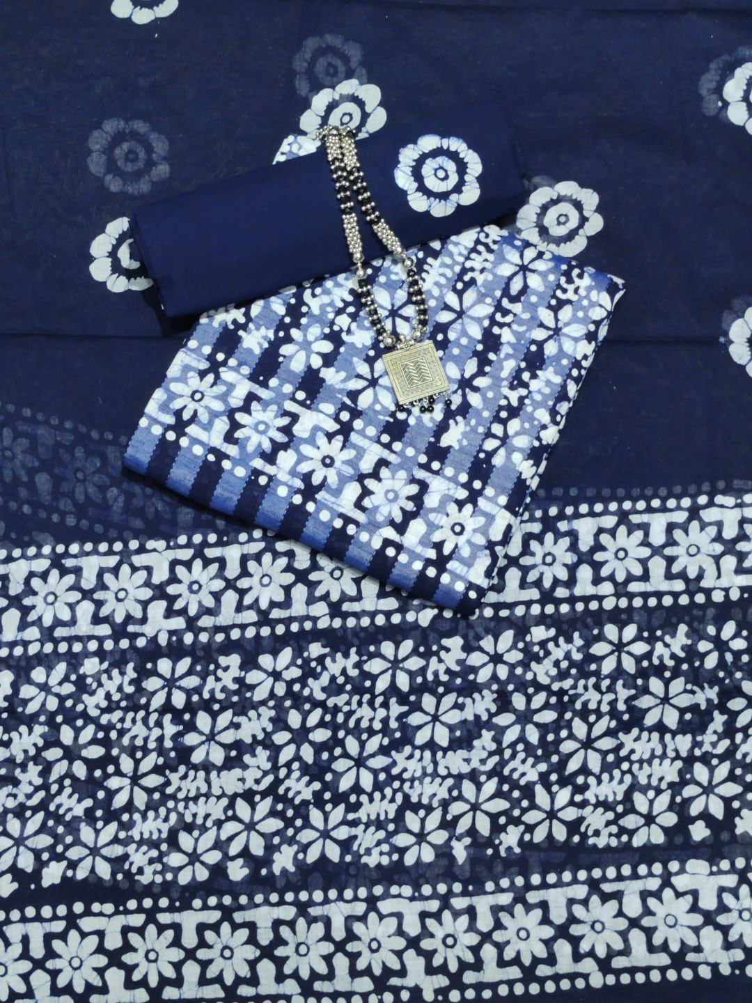 Farooq Dyeing Printed Pure Cotton Unstitched Dress Material