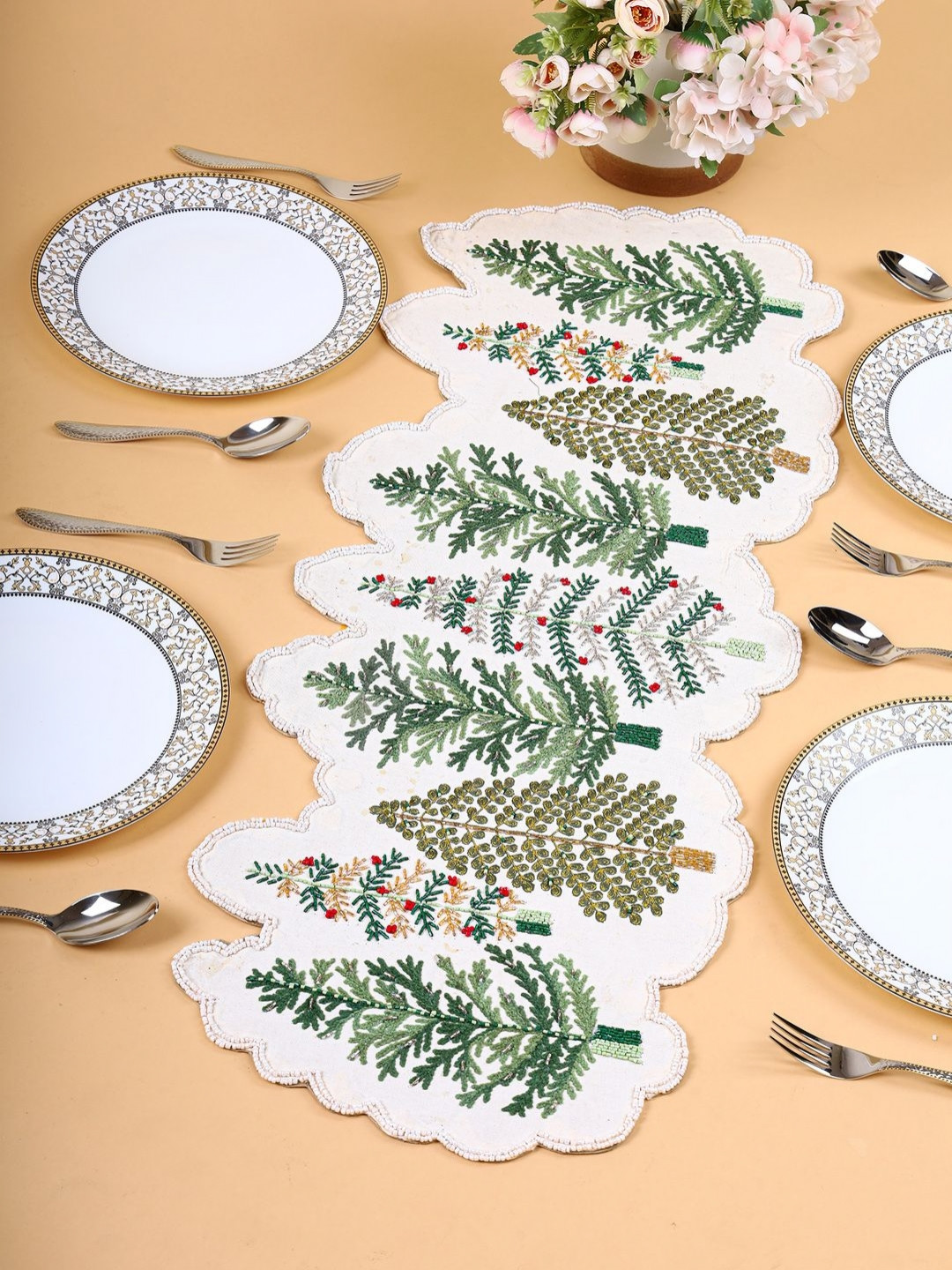 PURINA'S Green & White Beaded Table Runner