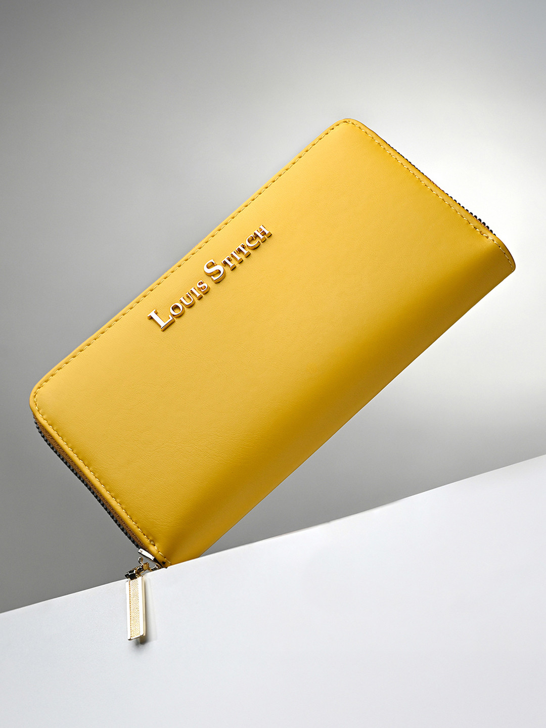 LOUIS STITCH Women Yellow Zipper Closure Clutch Hand Purse