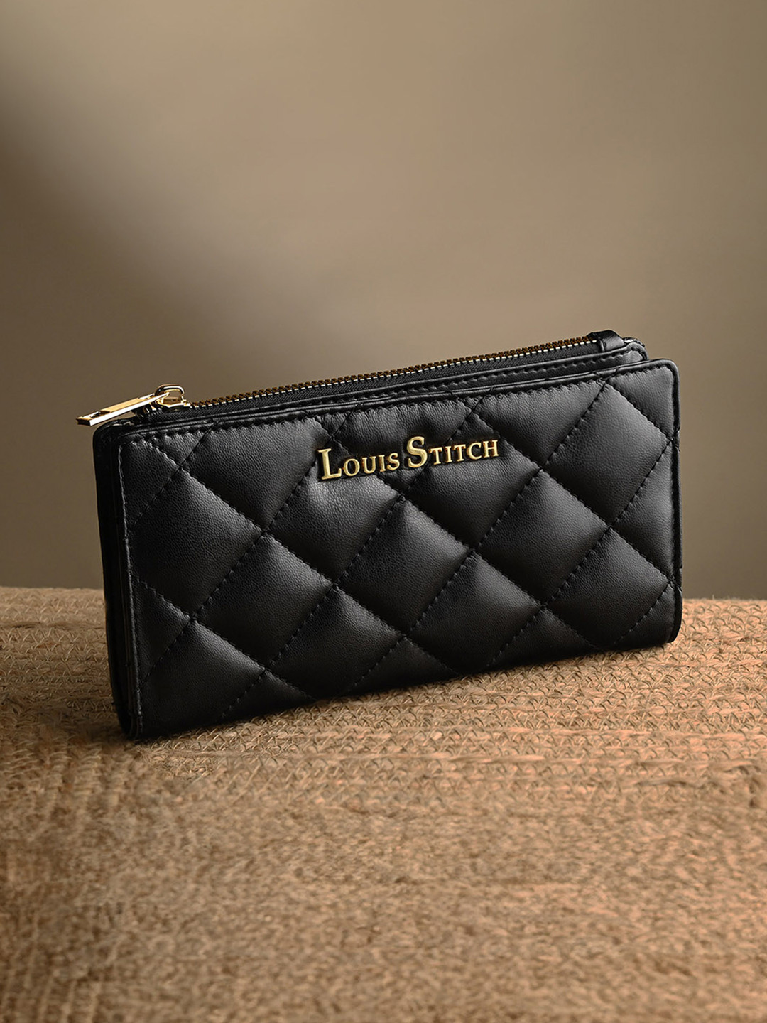 LOUIS STITCH Women Black Snap Button Closure Clutch Purse