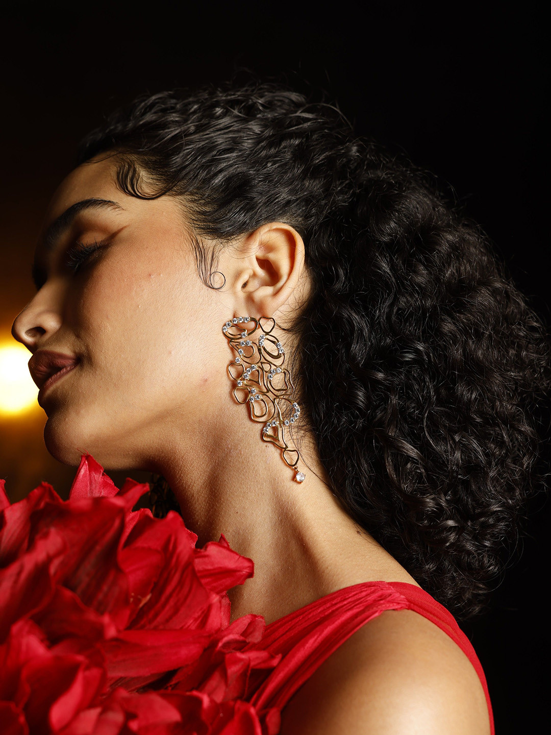 MNSH Flow Gold-Plated Artificial Stones Studded Flow Diamond Chandlier Drop Earrings