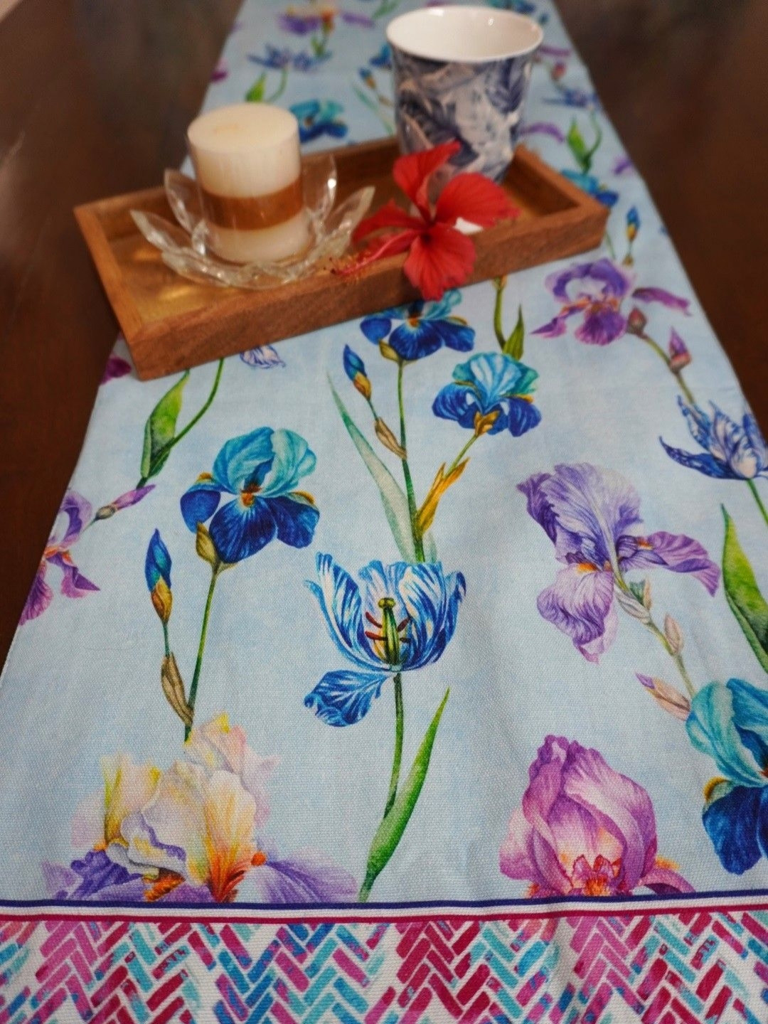 TARA- Sparkling Homes 4/6 Seater Abstract Digitally Printed Reversible Dining Table Runner