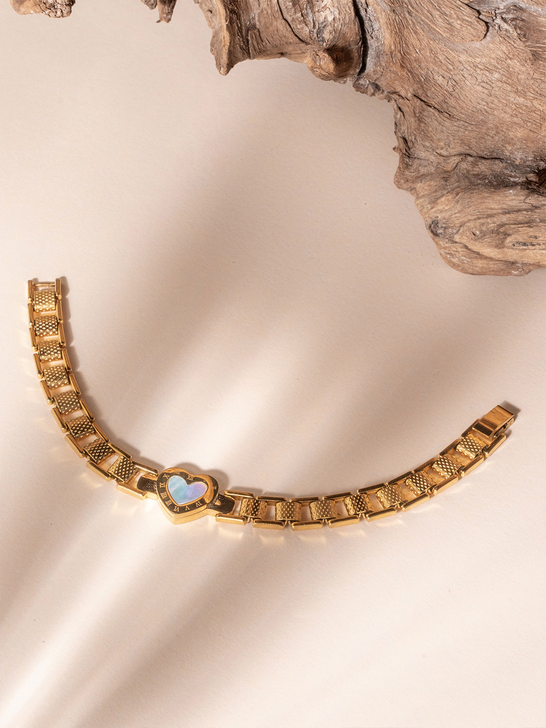 ZAISHA 18KT Gold-Plated Stainless Steel Heart Strap Link Bracelet
