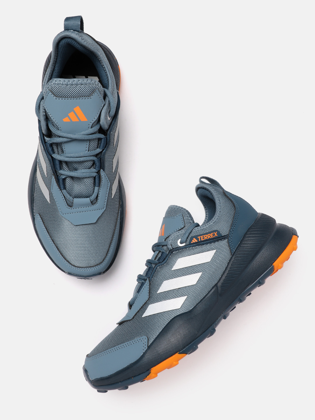 ADIDAS Men QuestIt Low Trekking Shoes
