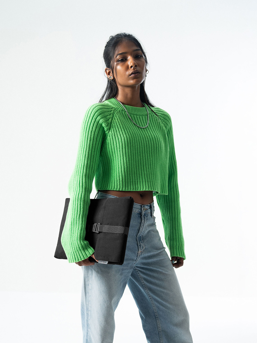 DailyObjects Unisex Space Black Savanna Sleeve Medium