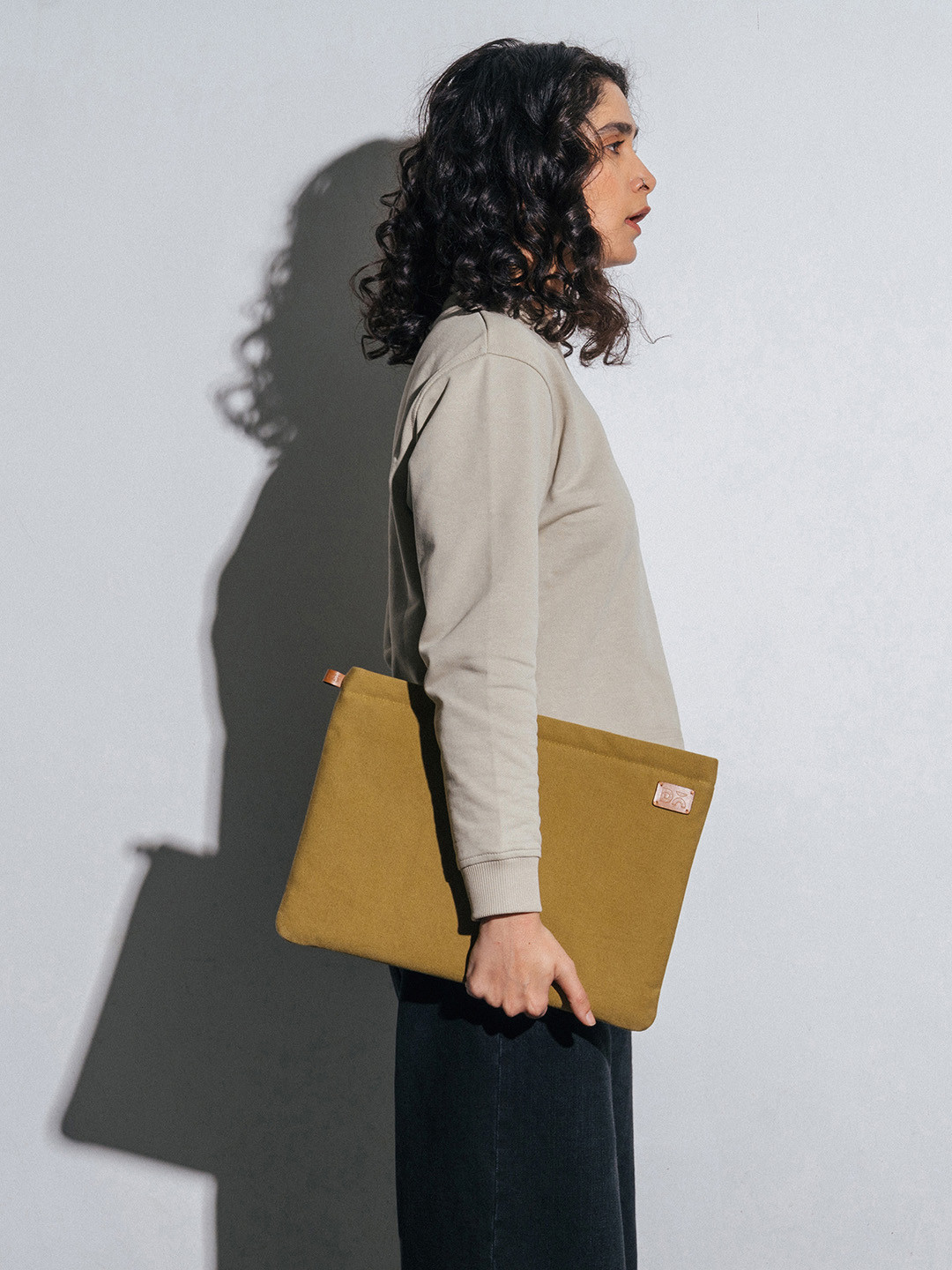 DailyObjects Unisex Olive Skipper Sleeve XL For MacBook/Laptop upto 40.64cm (16 inch)