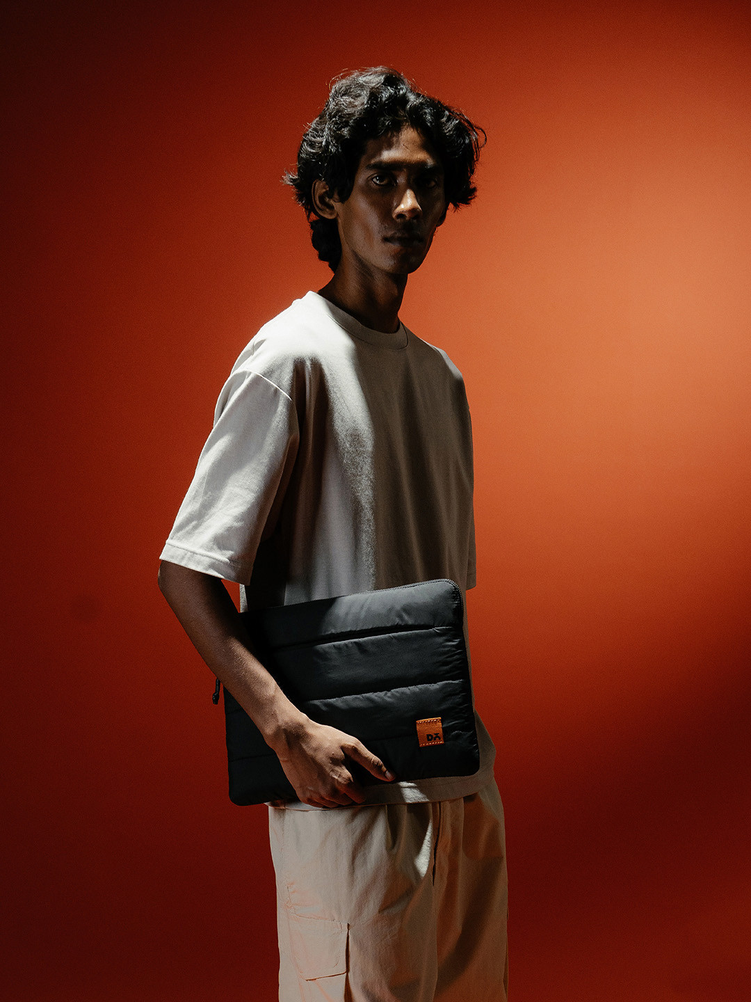 DailyObjects Unisex Carbon Stria Laptop Sleeve