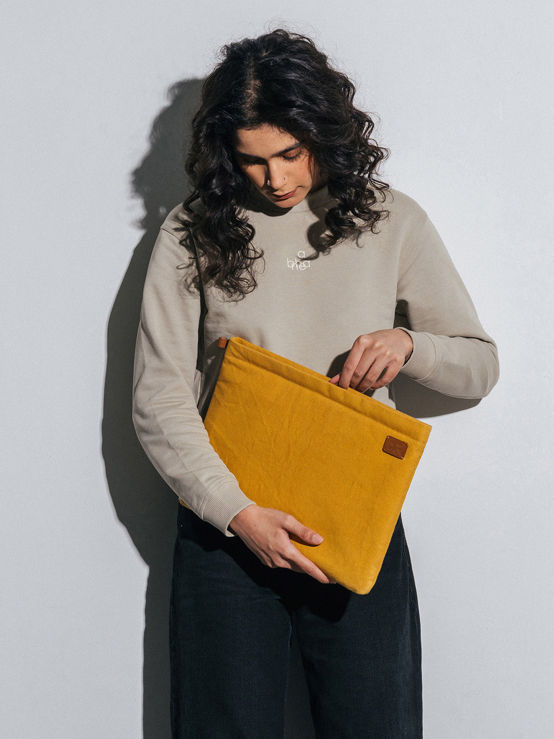 DailyObjects Unisex Mustard Skipper Sleeve XL For MacBook/Laptop upto 40.64cm (16 inch)