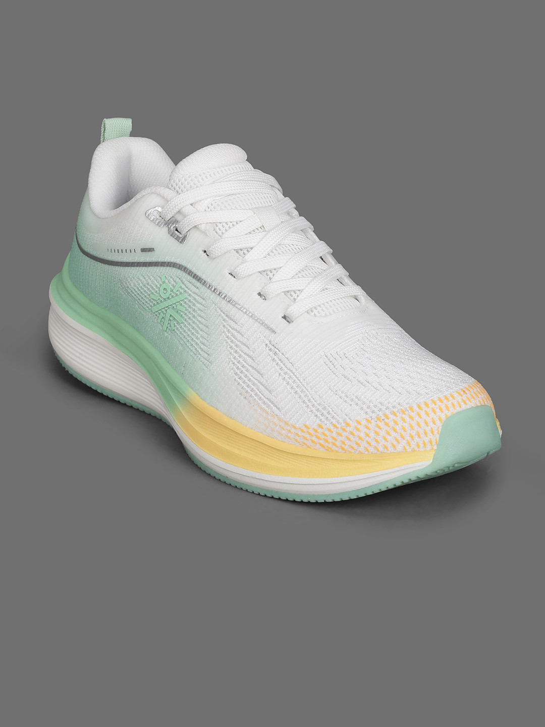 CULT Women Light Green Aeris Running Shoes