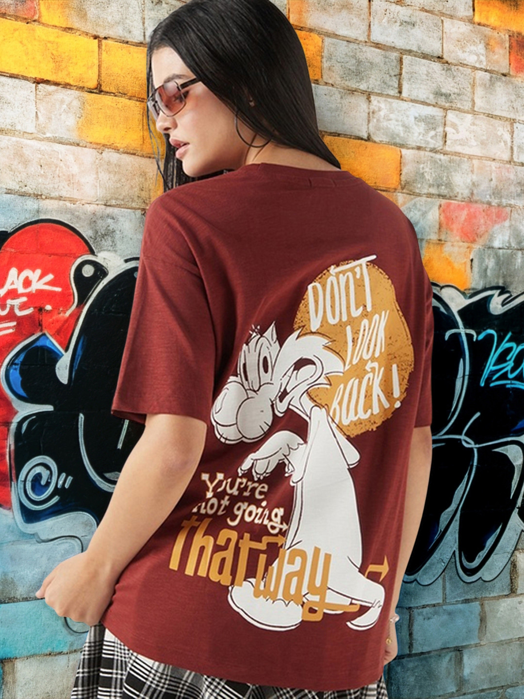 Bewakoof Air 1.0 Official Looney Tunes Sylvester Women's Graphic Printed Oversized T-Shirt