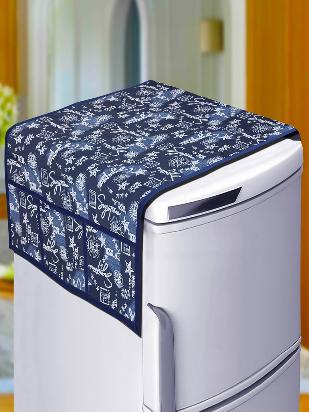 KANUSHI INDUSTRIES Blue & White Printed Waterproof & Dustproof Fridge Top Cover