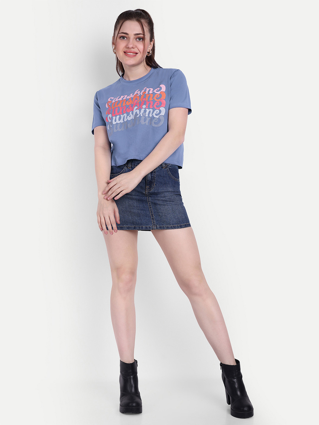 HAUTEMODA Print Crop Top