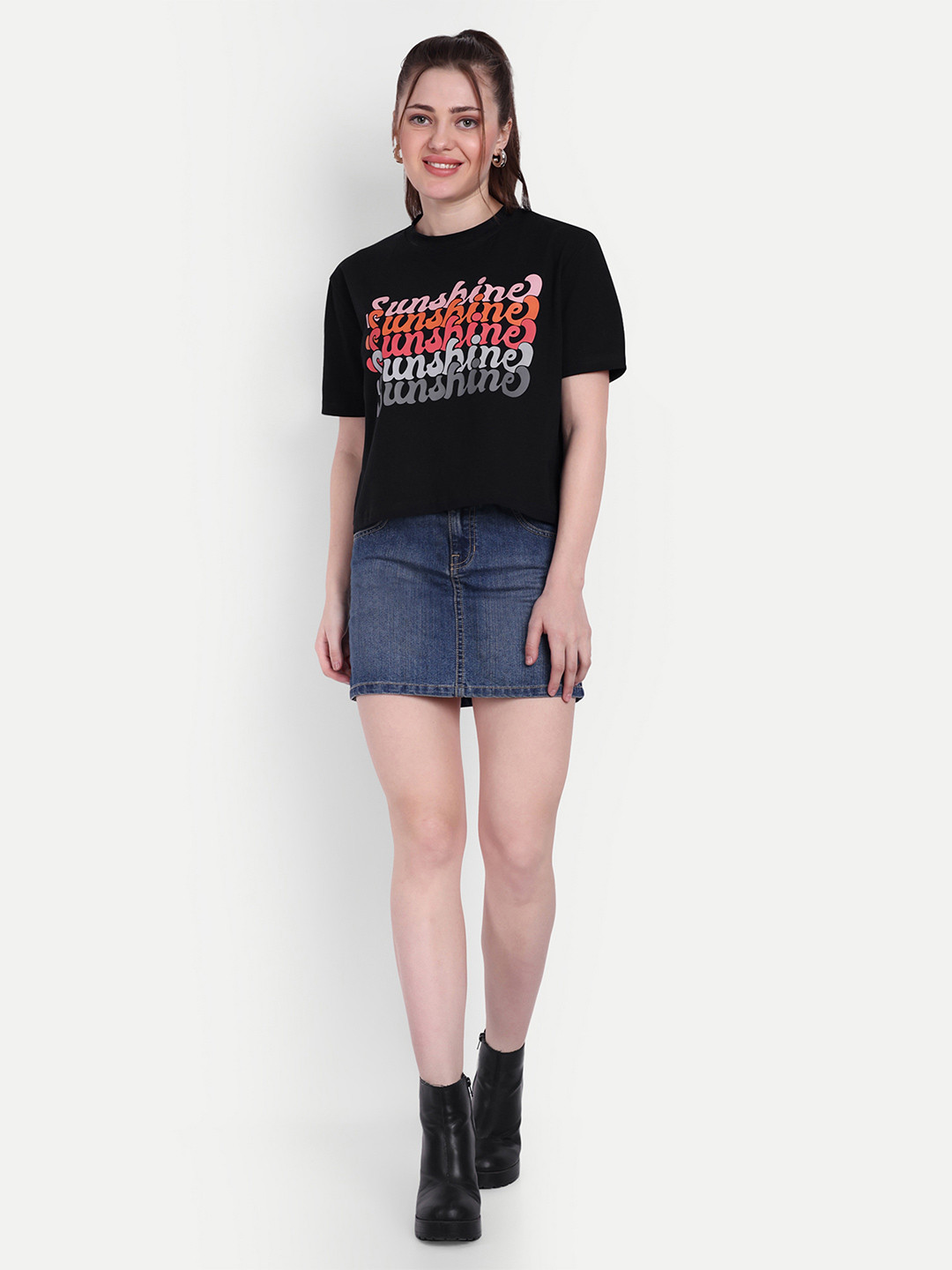 HAUTEMODA Print Crop Top