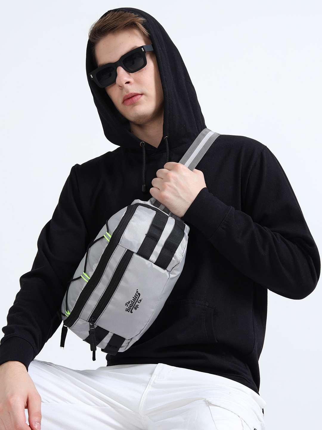 The Roadster Lifestyle Co Unisex Printed Soft Case Waist Pouch