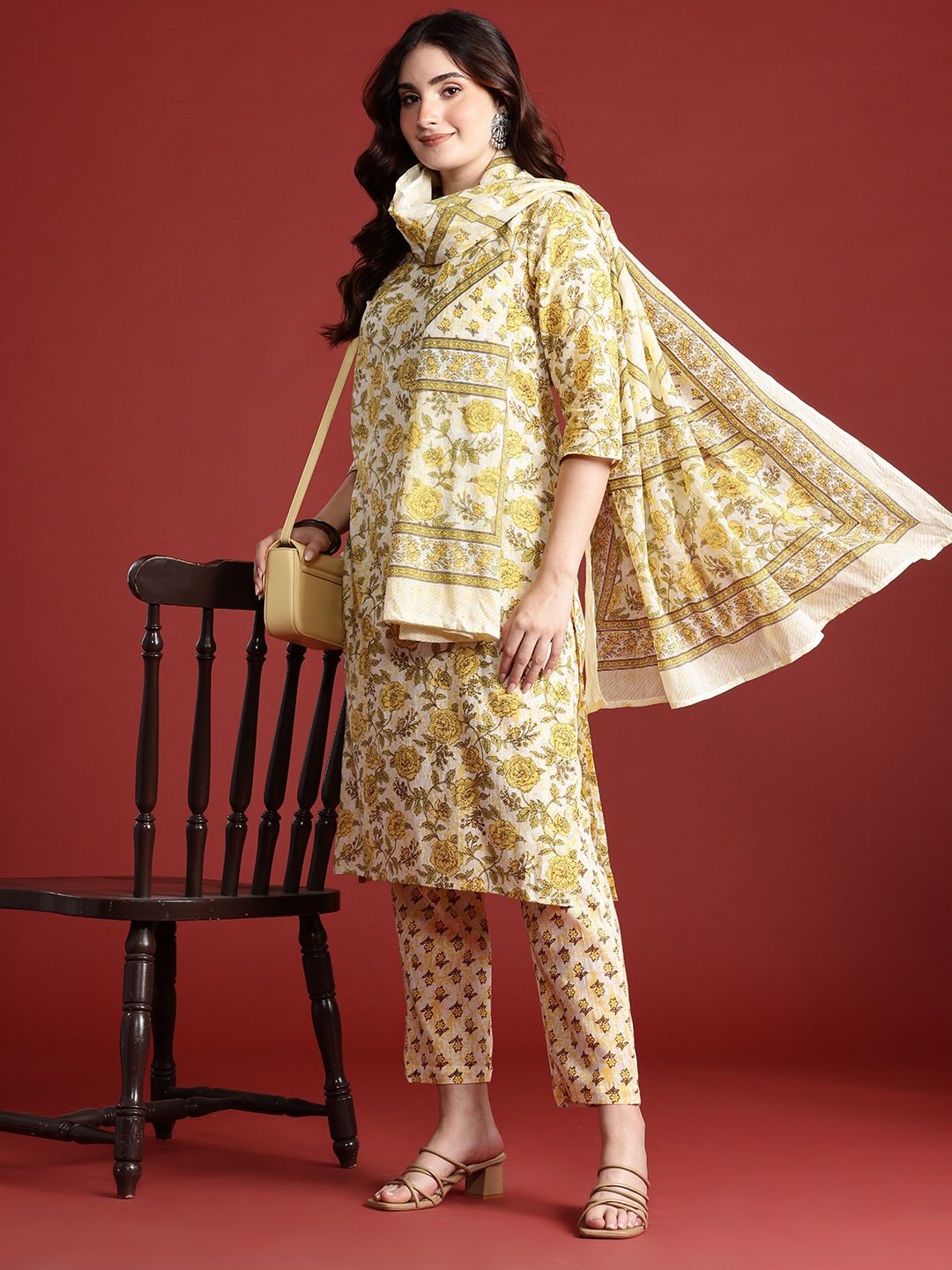 Anouk Floral Printed Pure Cotton Kurta With Trousers & Dupatta - Kurta Sets for Women 32434638 | Myntra