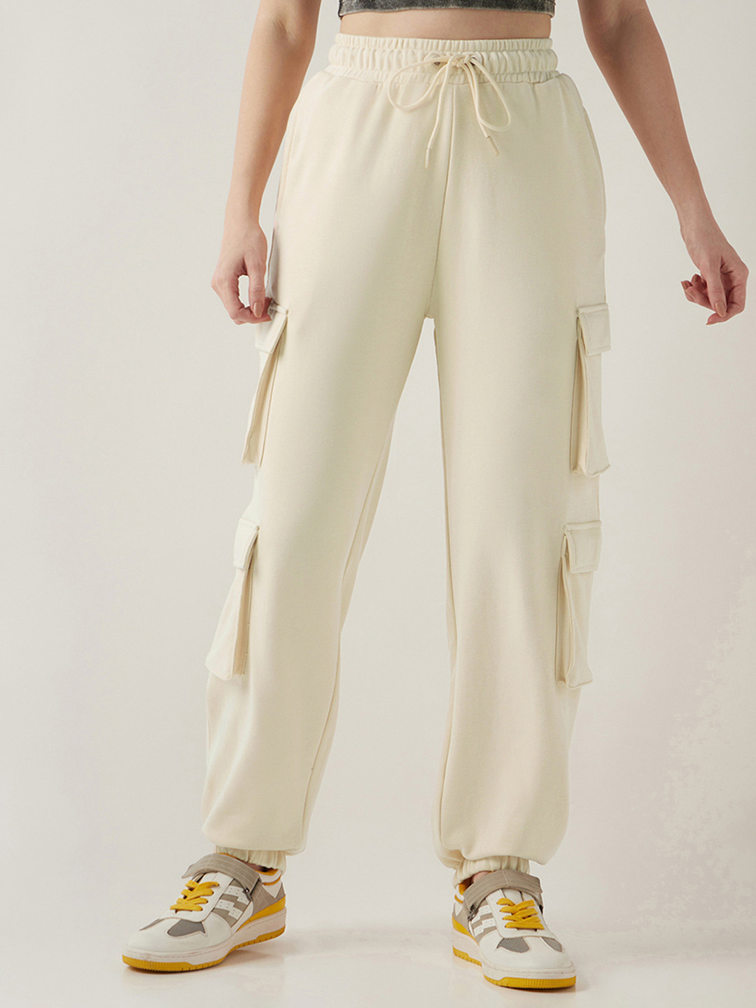Bewakoof AIR Women Loose-Fit Cargo Joggers