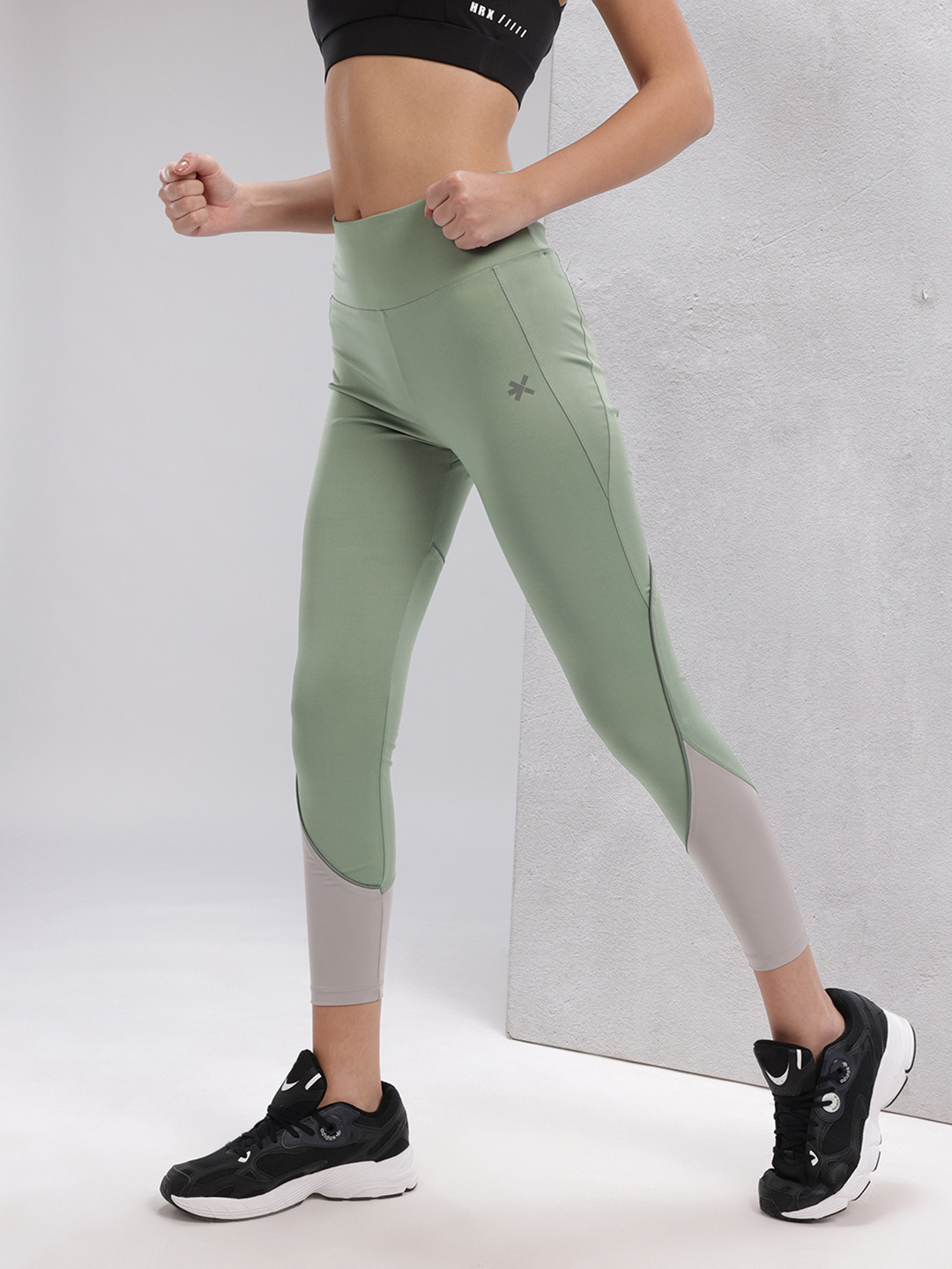 HRX by Hrithik Roshan Women Colourblock Running Cropped Tights