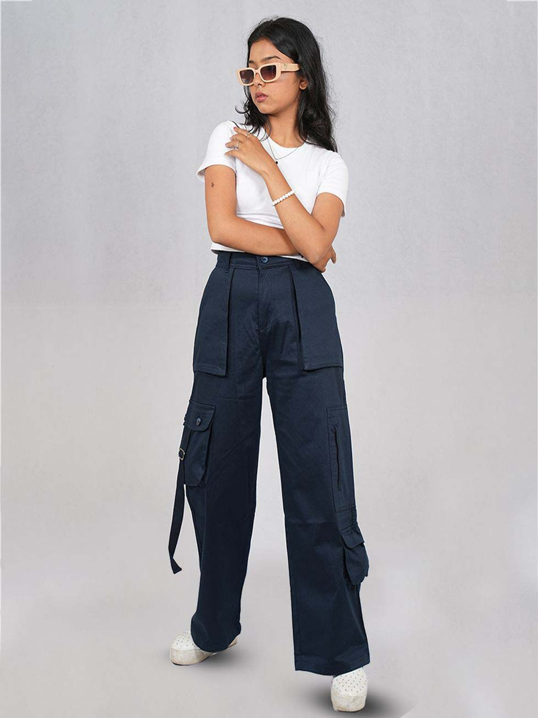 THE NOMHERD Men Relaxed Loose Fit High-Rise Cargos Trousers